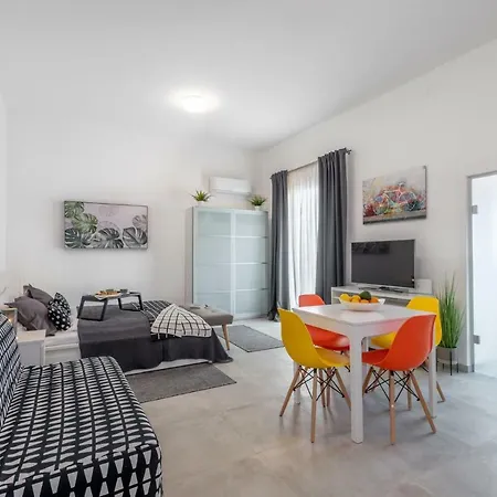 Tara & Ana Appartement Pula