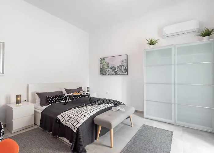 Tara & Ana Lejlighed Pula