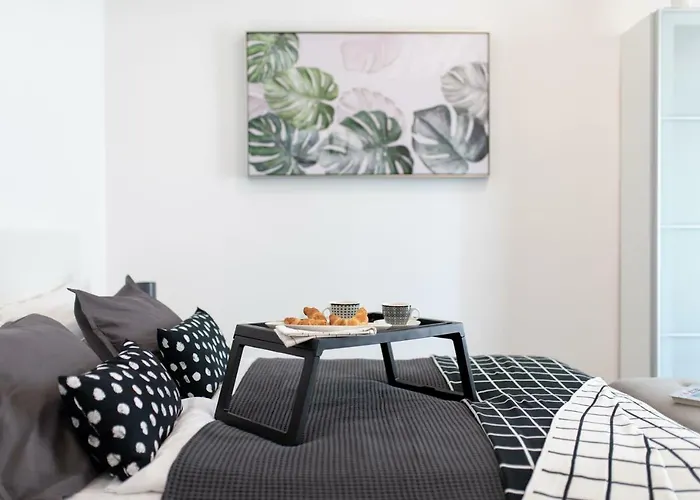 Tara & Ana 아파트 *